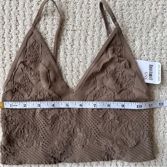 NWT FREE PEOPLE Intimately Candy Seamless Longline Bralette Sand XS/S - Picture 7 of 8